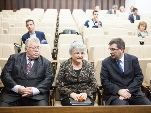 Hudák, Švecová, Rumana