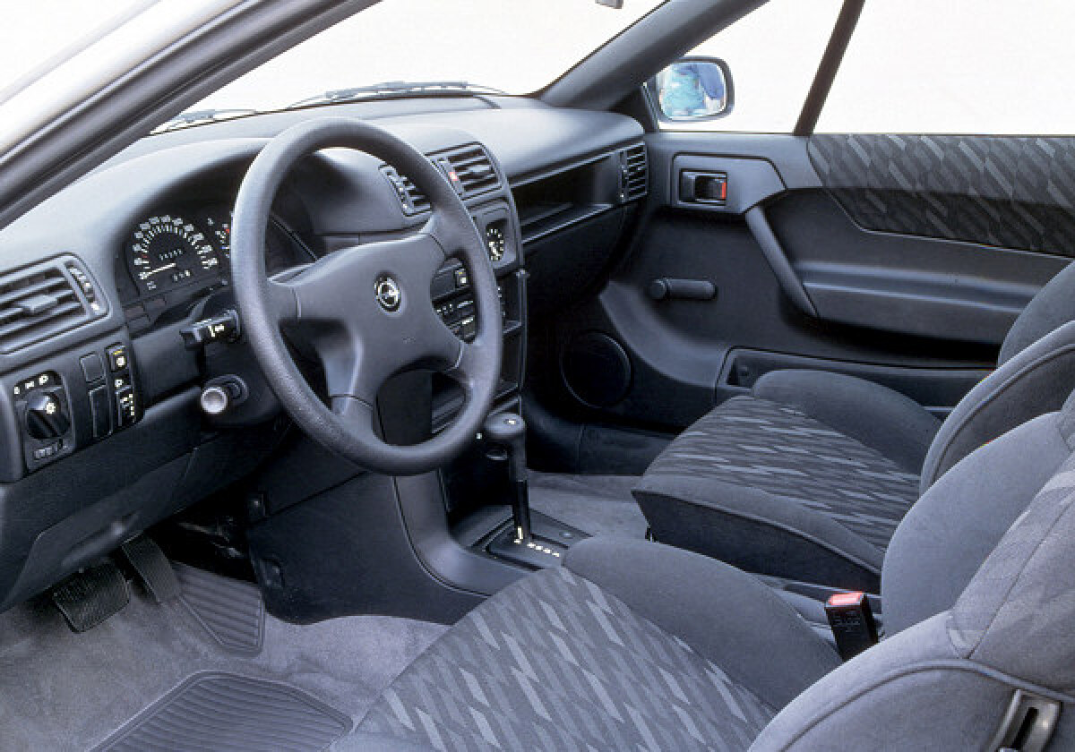 Opel Calibra - 25 rokov