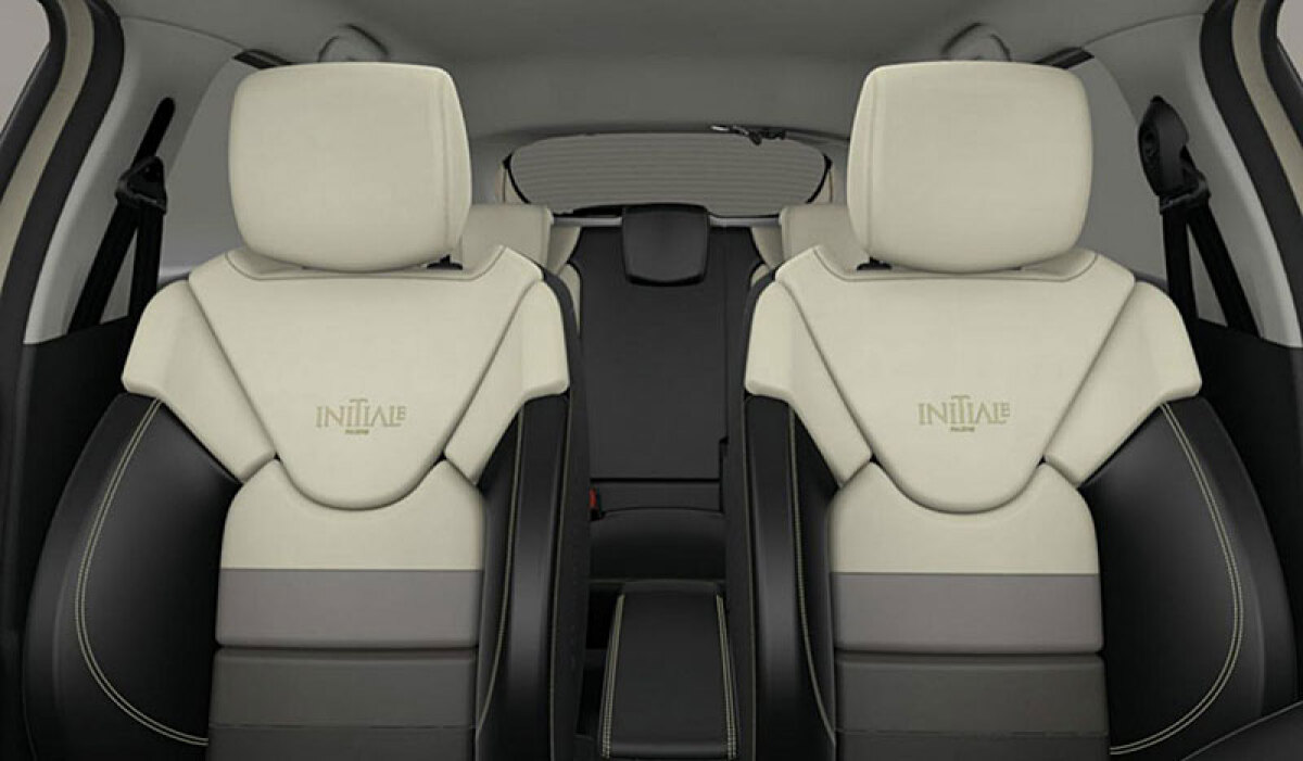 Renault Clio Initiale Paris