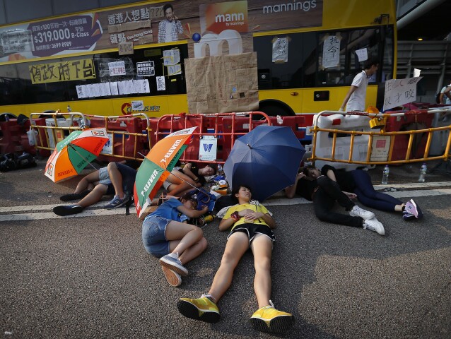 Hongkong, protesty, demonštrácia, čína, demokracia, dáždniky