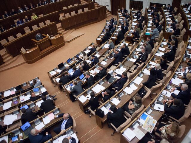 parlament, NR SR, poslanci