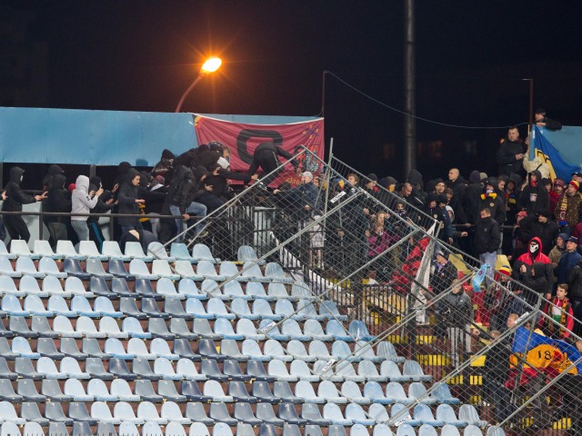 Slovan - Sparta, fanúšikovia, výtržnosti
