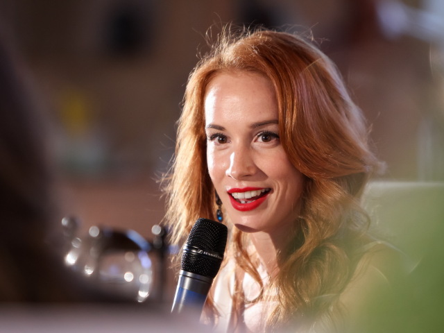 Táňa Pauhofová