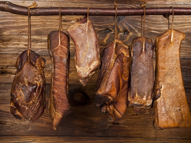 údená slanina, údeniny