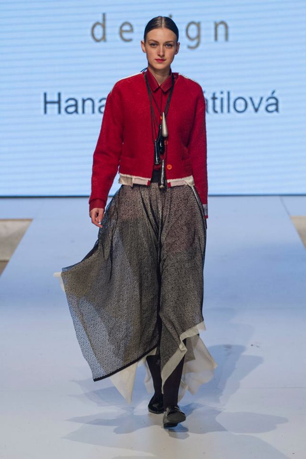 Fashion Live! 2014 - trendy - asymetria a vrstvenie
