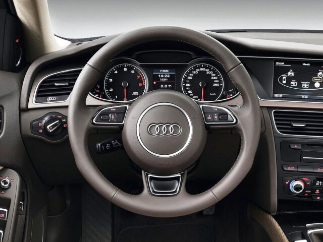 Audi A4 - airbag