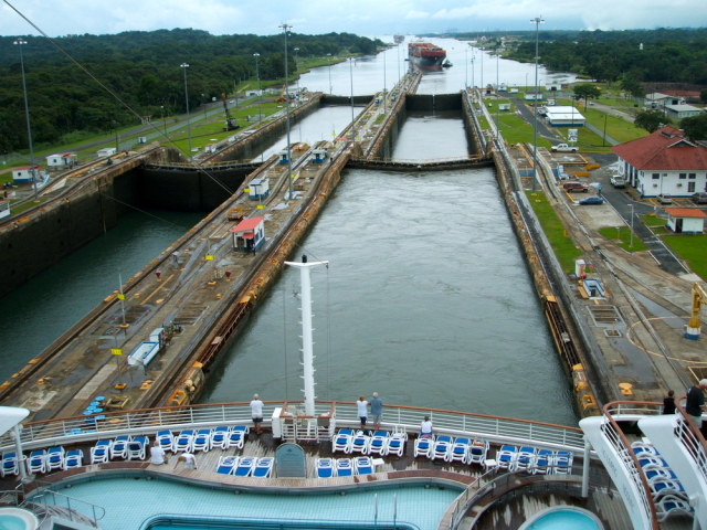 Panamsky prieplav, lode,