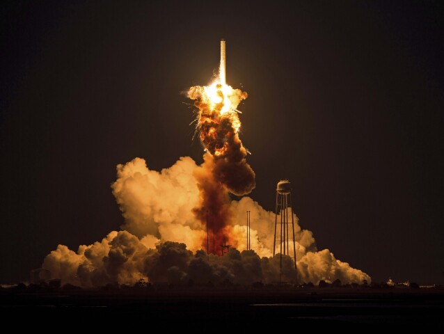 Antares, kozmická raketa, nosná, NASA