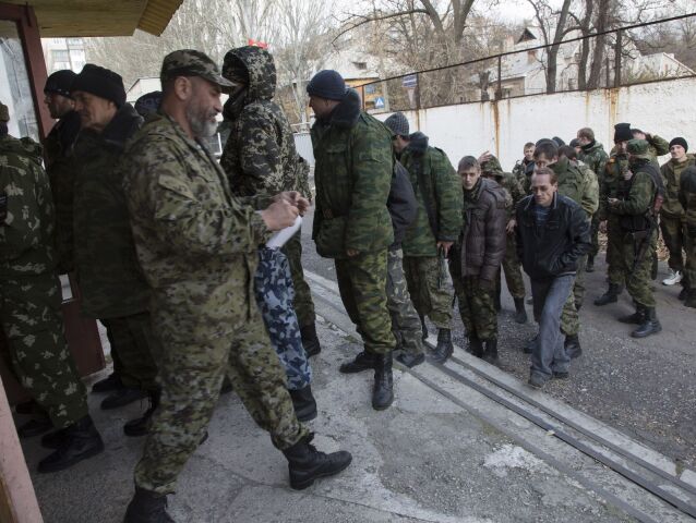 Ukrajina, voľby, Donbas, Doneck, Luhansk, vojaci, urny, proruskí separatisti