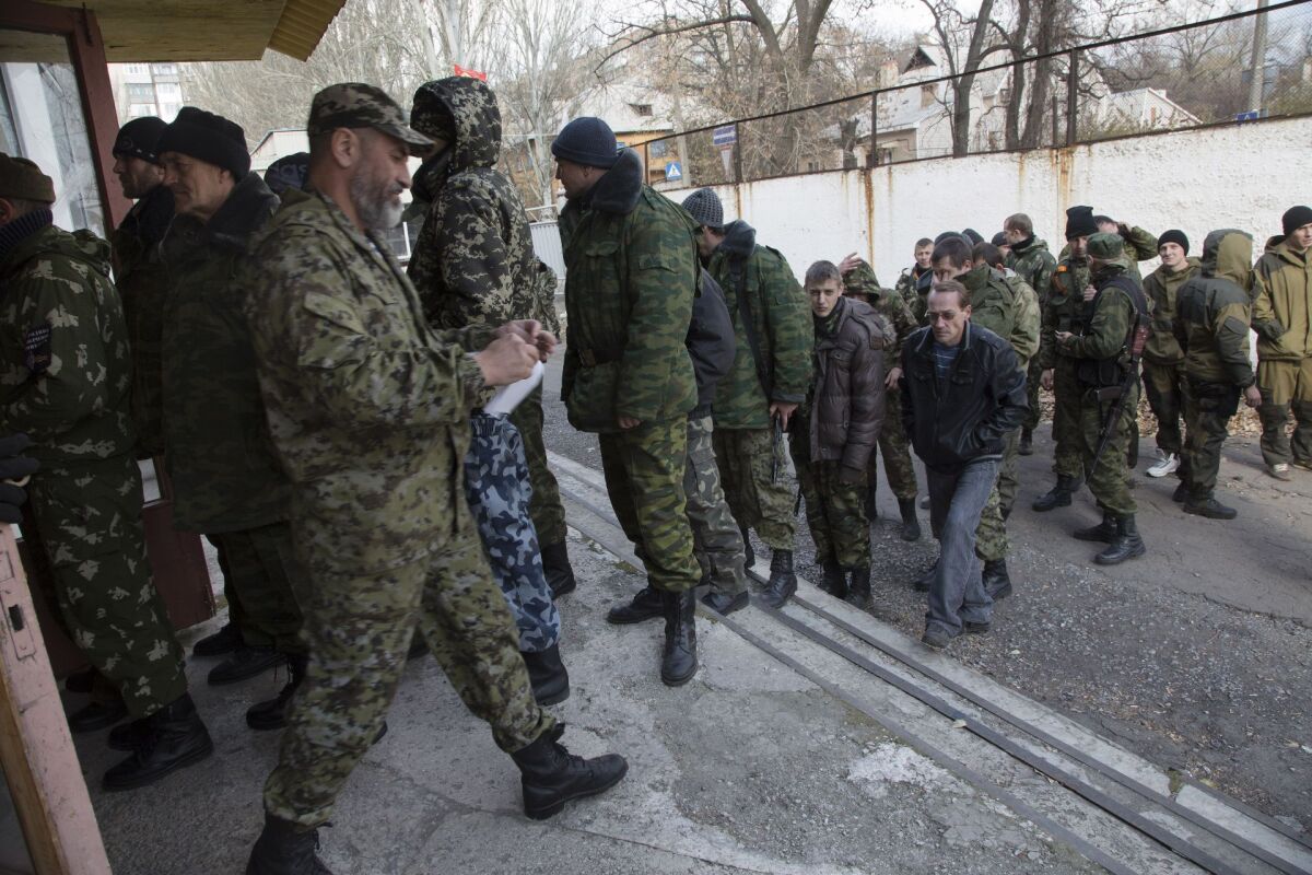 Ukrajina, voľby, Donbas, Doneck, Luhansk, vojaci, urny, proruskí separatisti