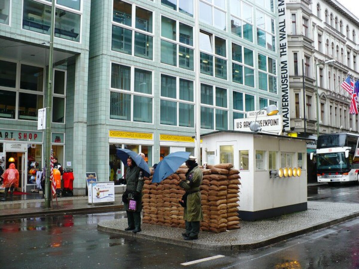 Berlínsky múr, Berlín, Checkpoint Charlie