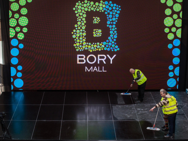Nákupné centrum Bory Mall