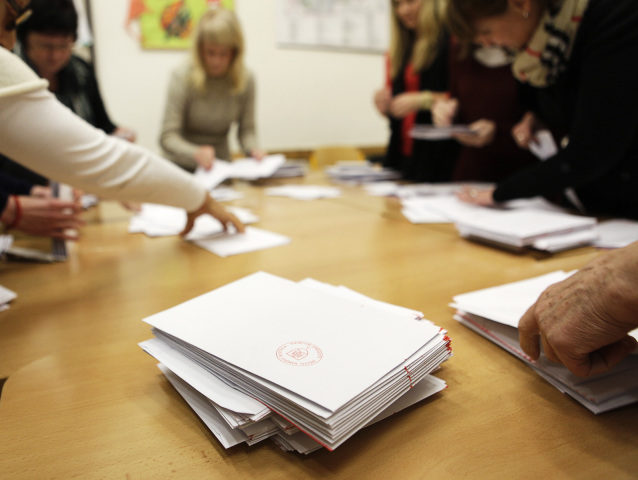 Komunálne voľby 2014, hárky sčítavanie, volebné miestnosti, komisia