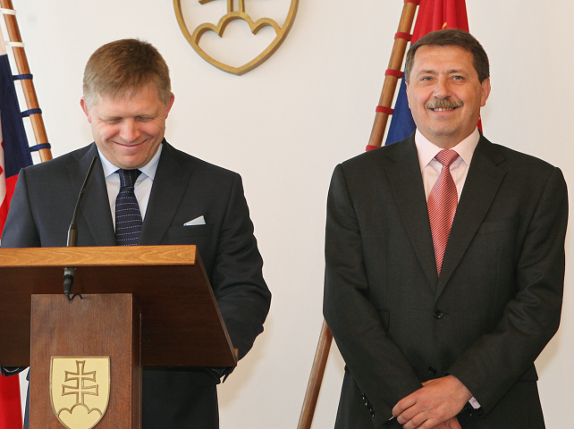 Robert Fico, Pavol Paška
