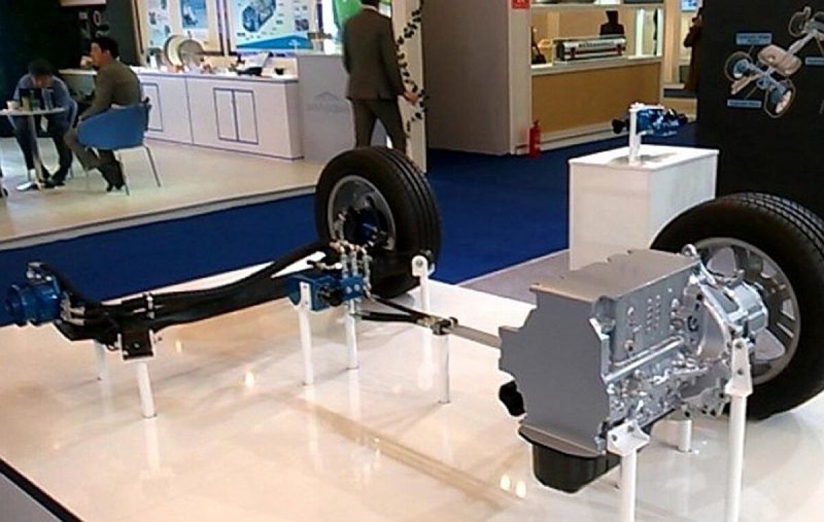 Poclain Hydraulics - hydraulické 4x4