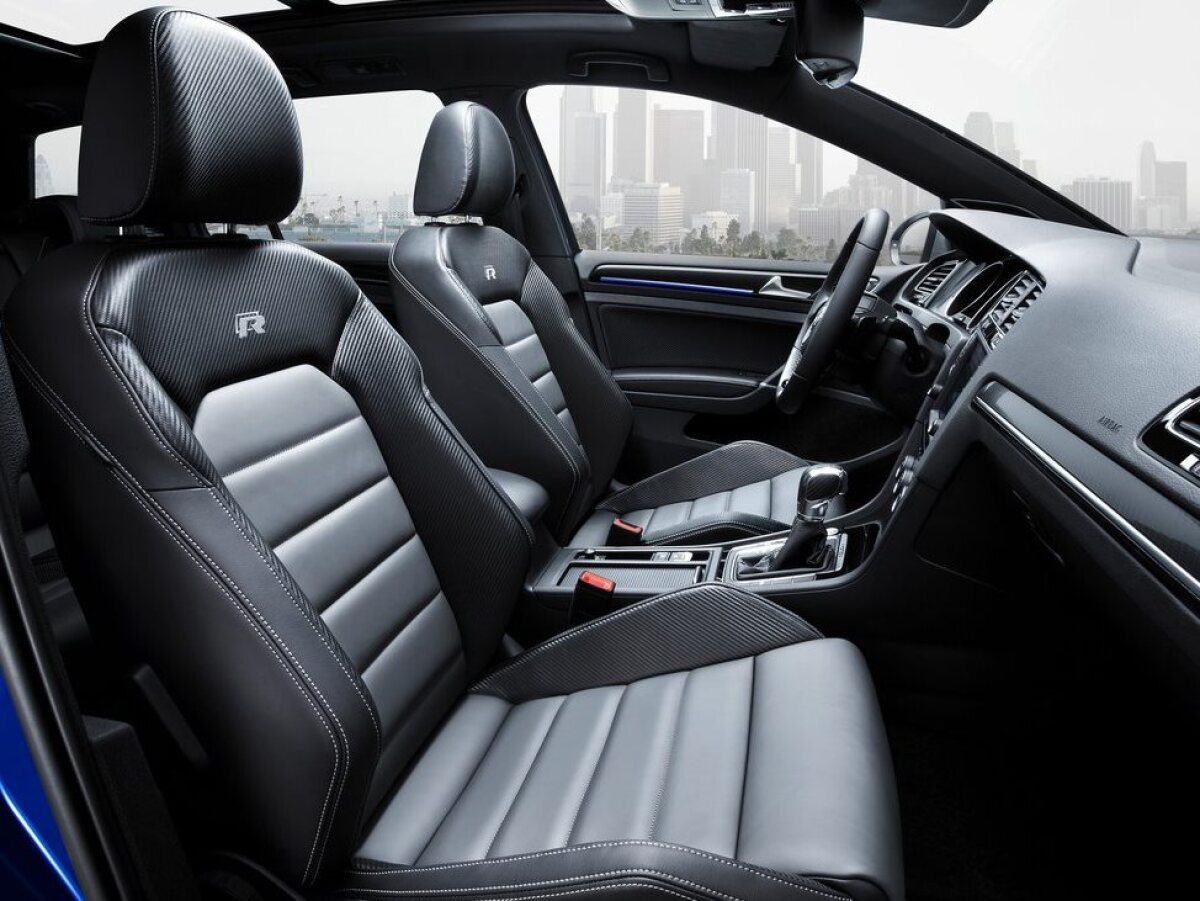 Volkswagen Golf R Variant