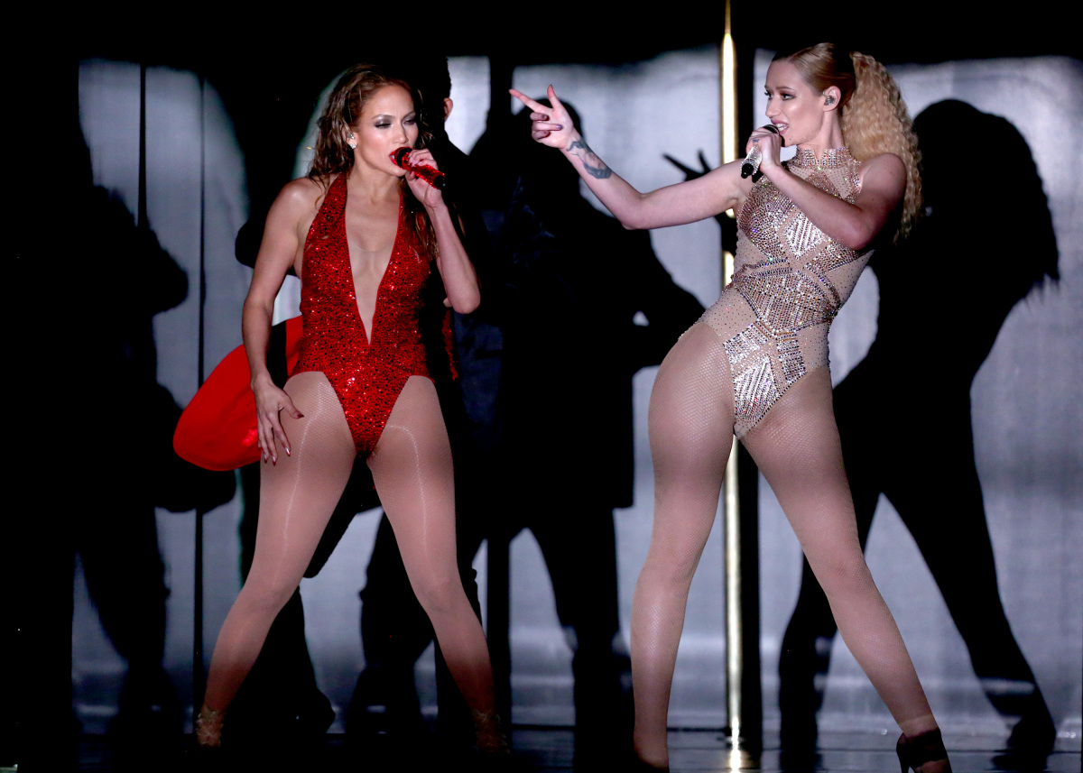 Jennifer Lopez (vľavo) a raperka Iggy Azalea