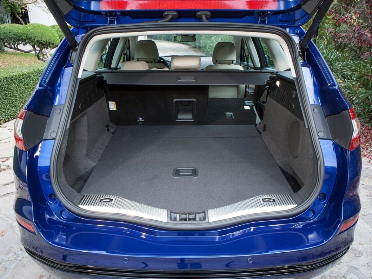 Ford Mondeo - 2015