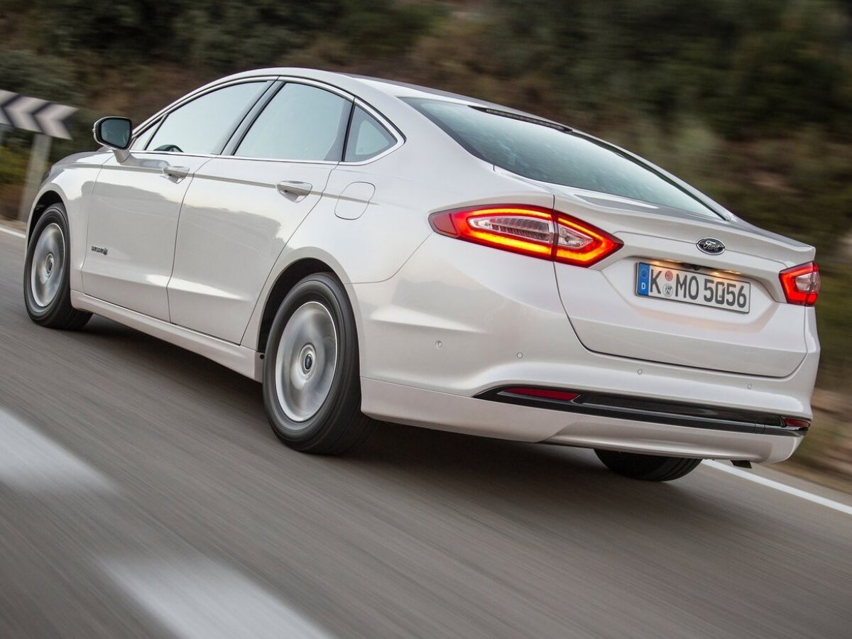 Ford Mondeo - 2015