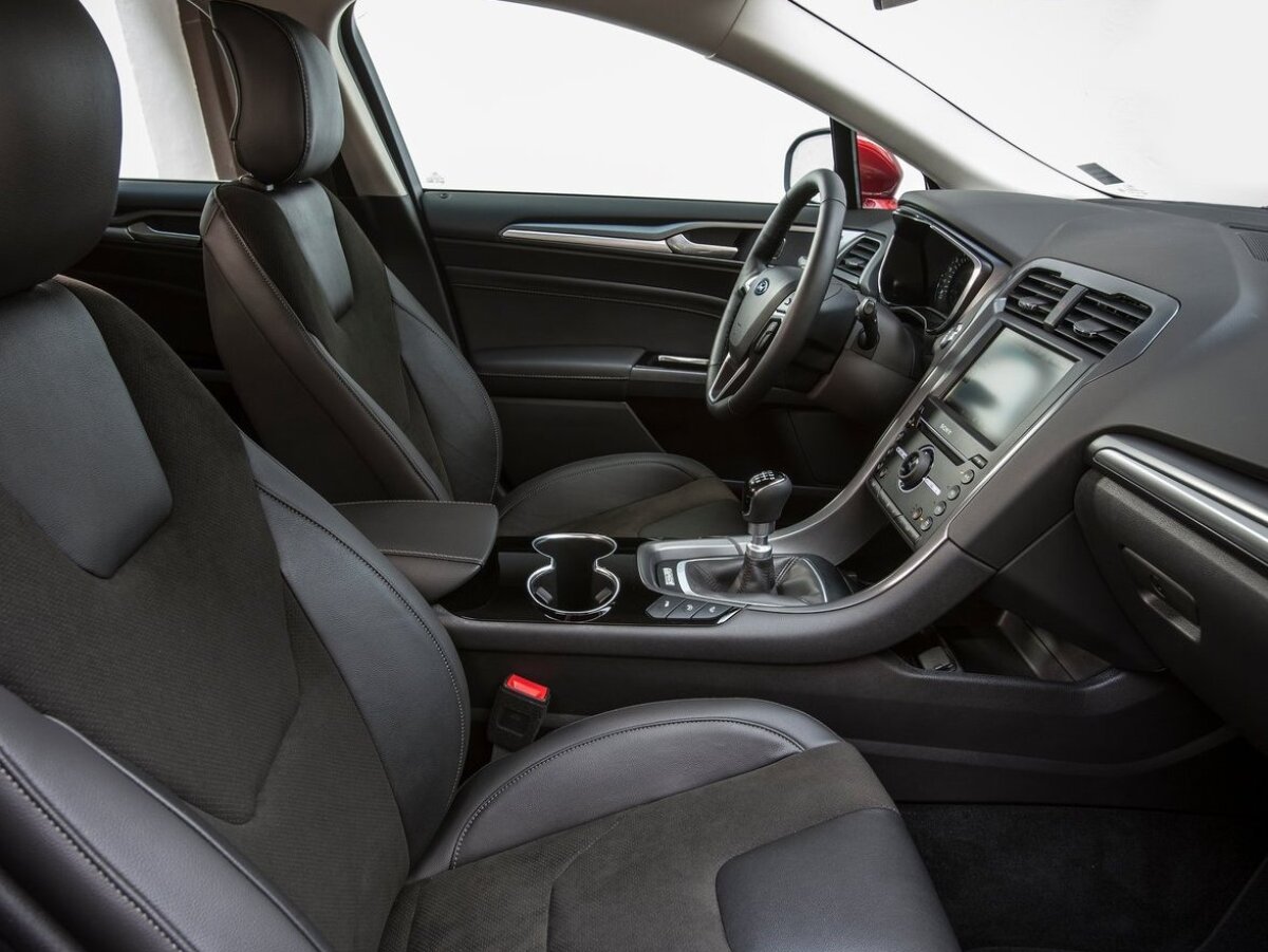 Ford Mondeo - 2015
