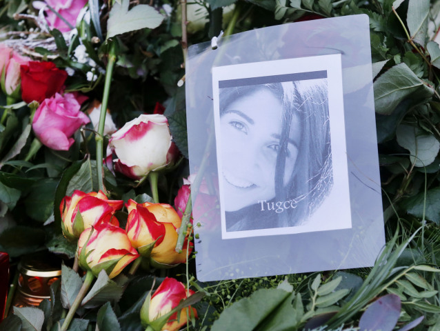 Nemecko, Tugce Albayraková, pohreb