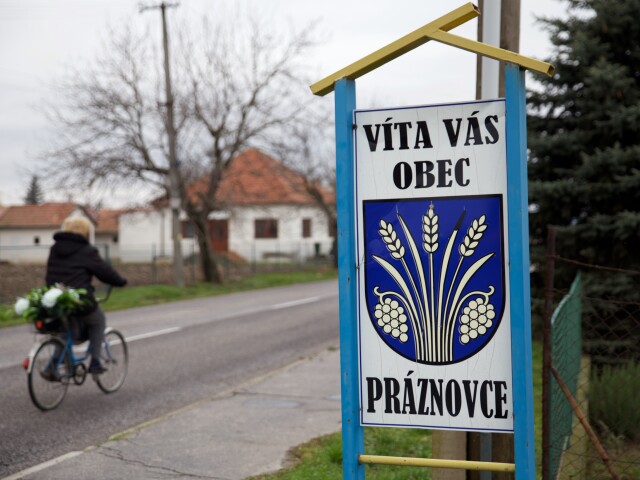 Práznovce, Mikuláš