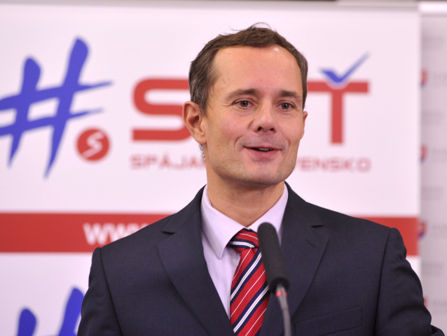Radoslav Procházka, Sieť