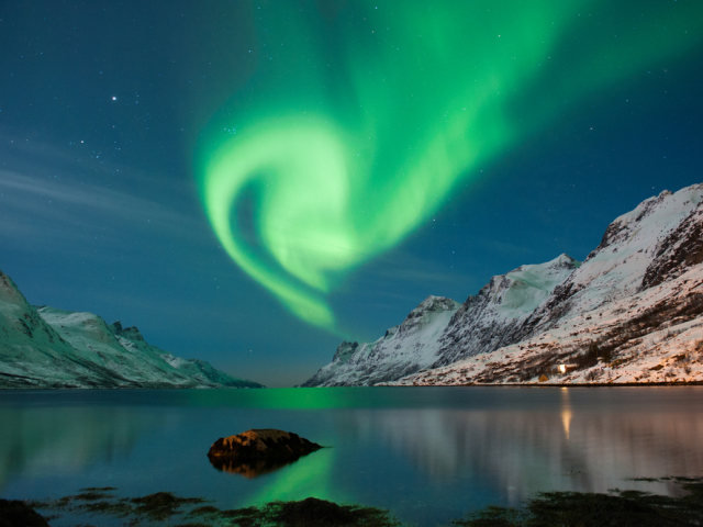 polárna žiara, norsko, fjord,
