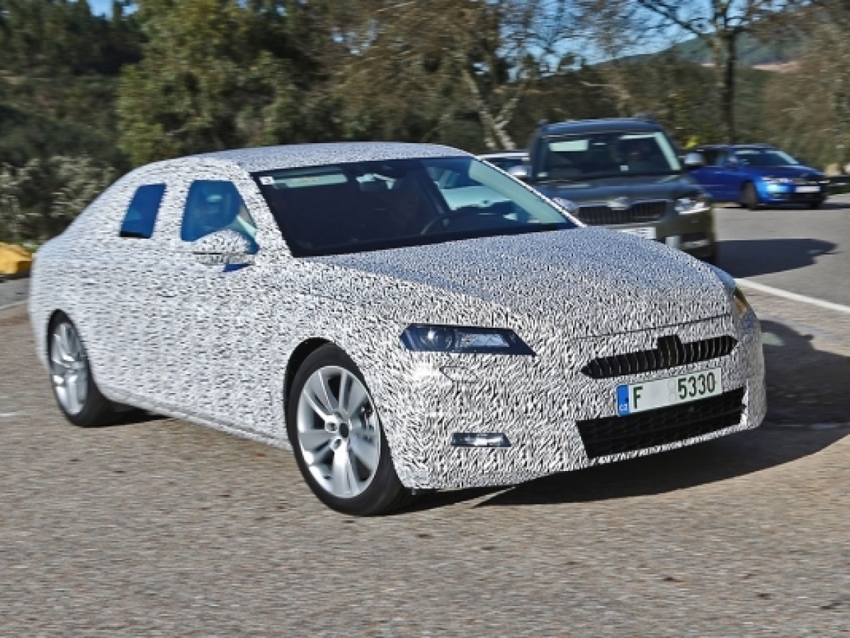 Škoda Superb - 2015