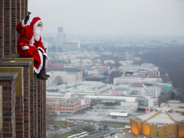 Santa, Berlín