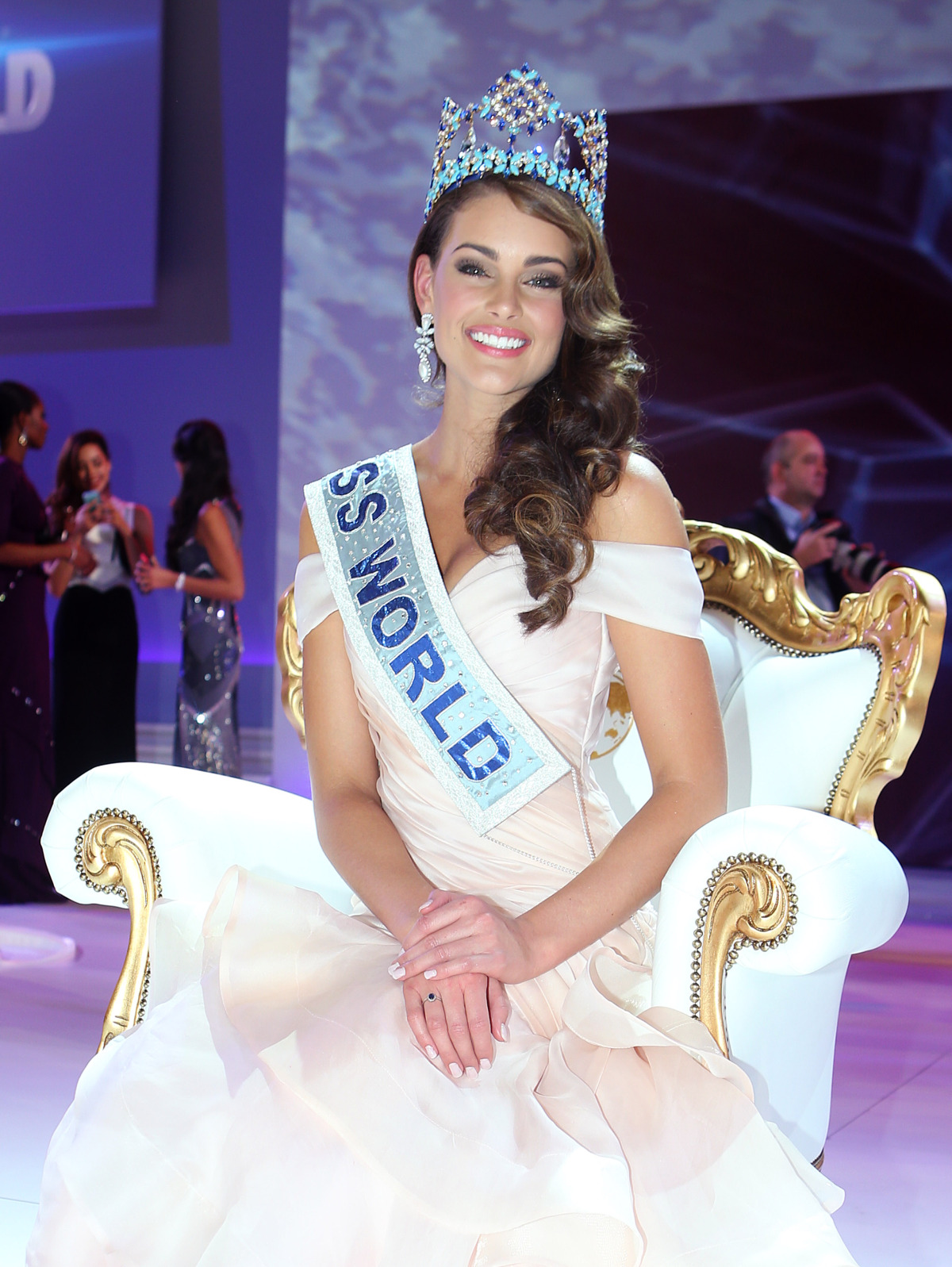 Britain Miss Miss World 2014 Rolene Strauss z Juhoafrickej republiky. 
