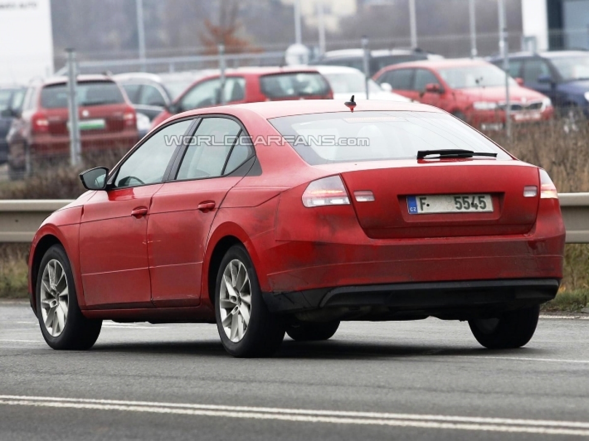 Škoda Superb - 2015