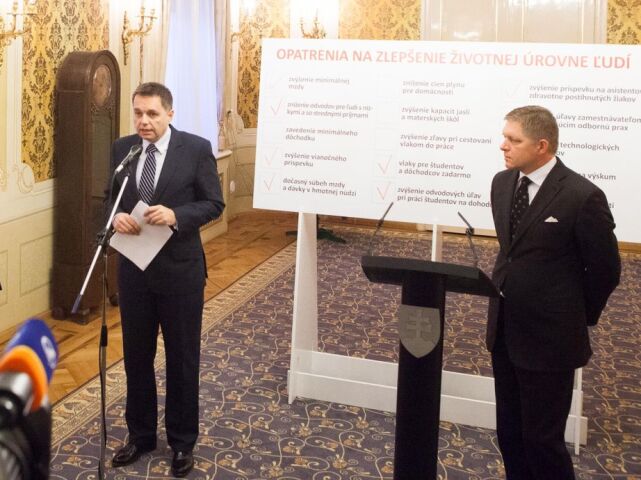 Peter Kažimír, Robert Fico