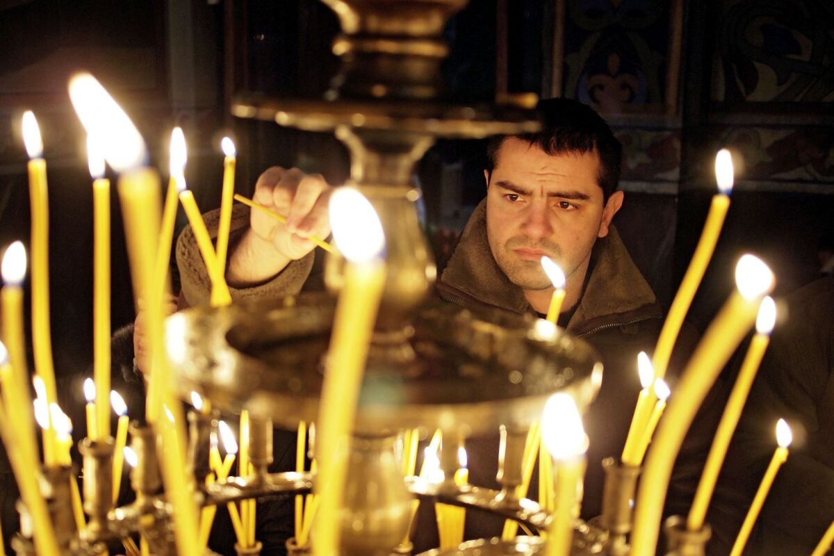 sviečky, bulharsko, muž,