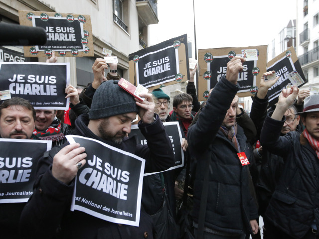 Je suis Charlie, slogan, novinári, podpora