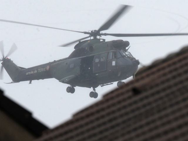 vrtuľník, helikoptéra, Francúzsko, teroristi, polícia