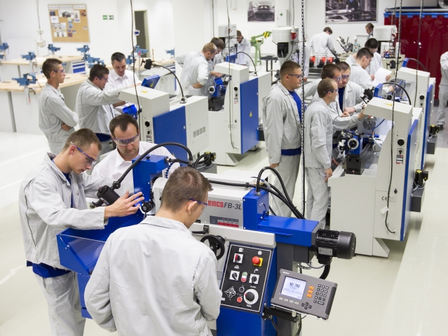 Volkswagen Slovakia, mechanik