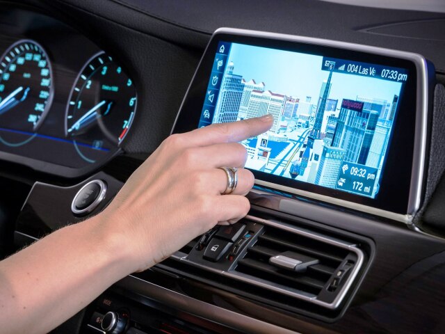 BMW iDrive - 2016