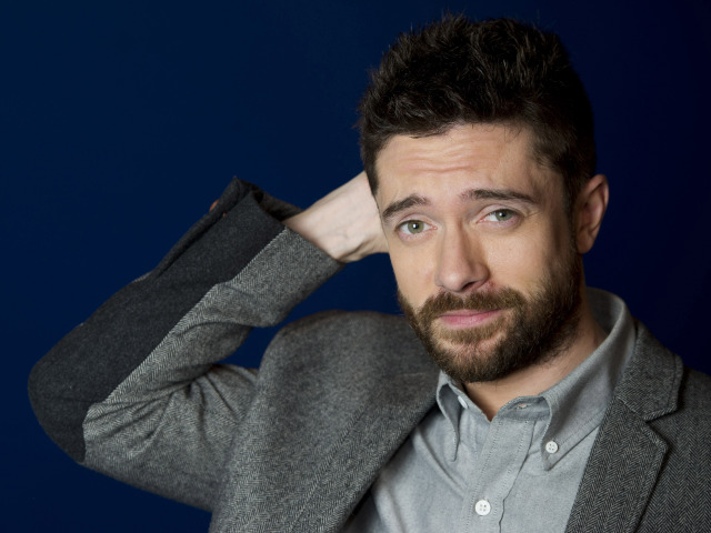 Herec Topher Grace.