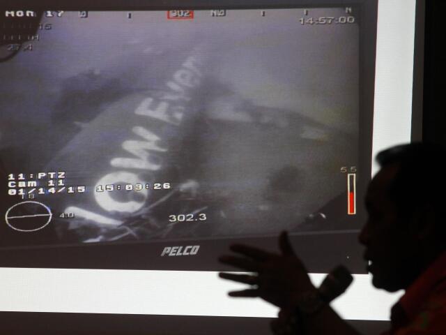 lietadlo, Airasia, Indonézia