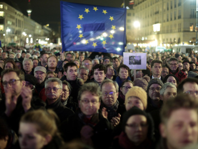 Nemecko, Francúzsko, protest, Charlie Hebdo, demonštrácia, tlač,