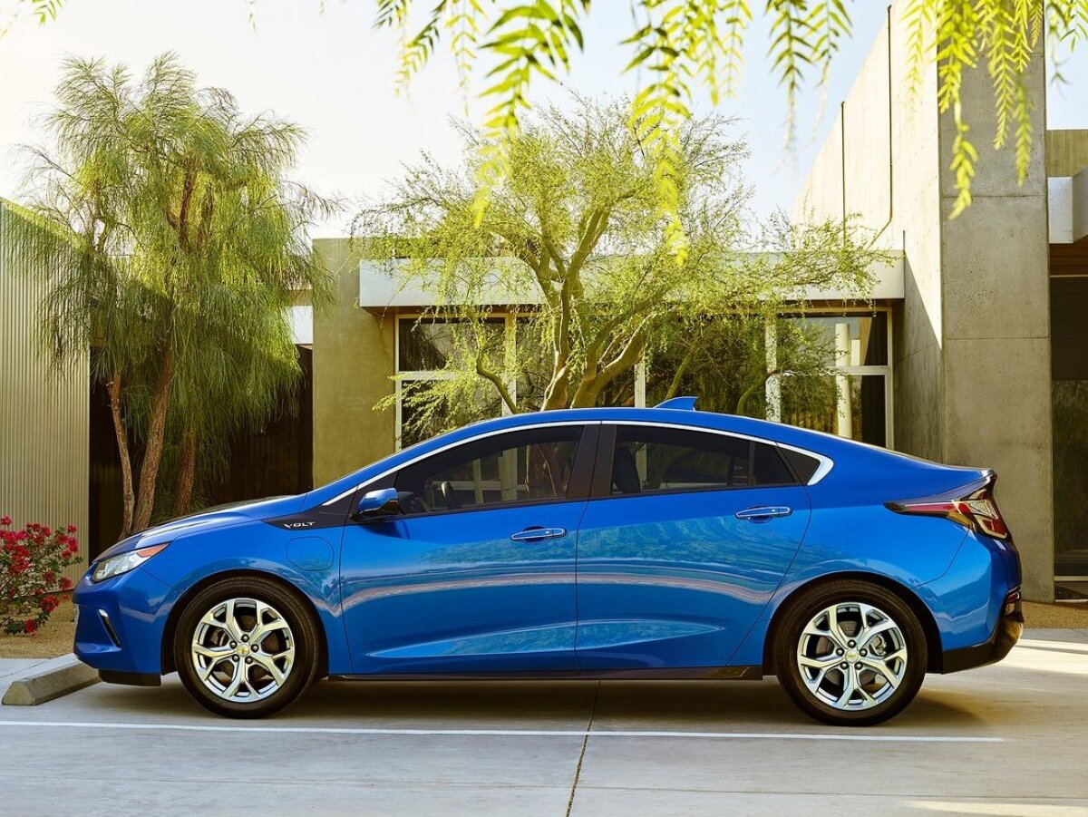 Chevrolet Volt - 2015