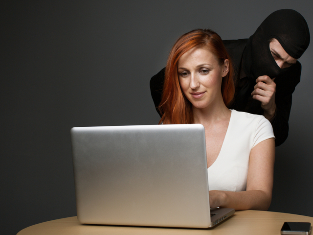 sledovanie, špehovanie, internet, zlodej, krádež, identita,  kyberzločin, hacker