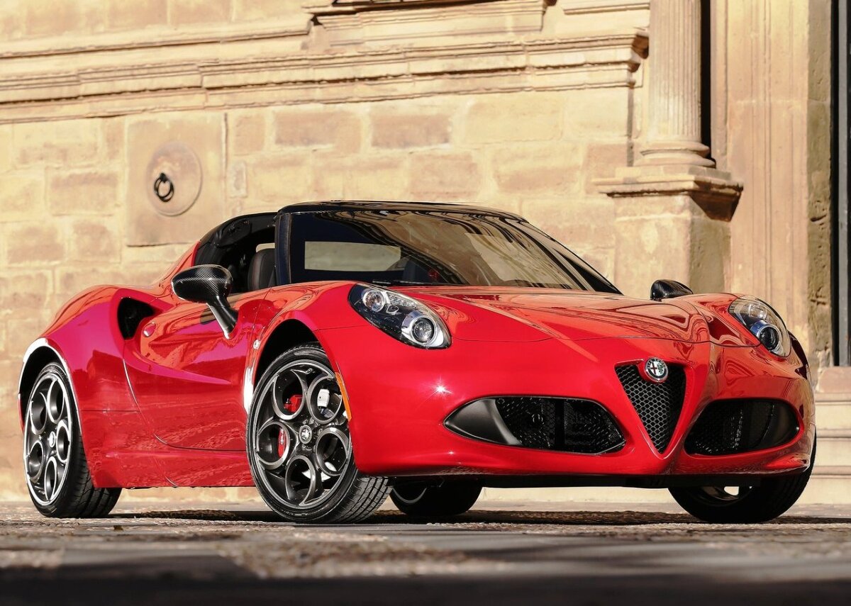 Alfa Romeo 4C Spider - 2015