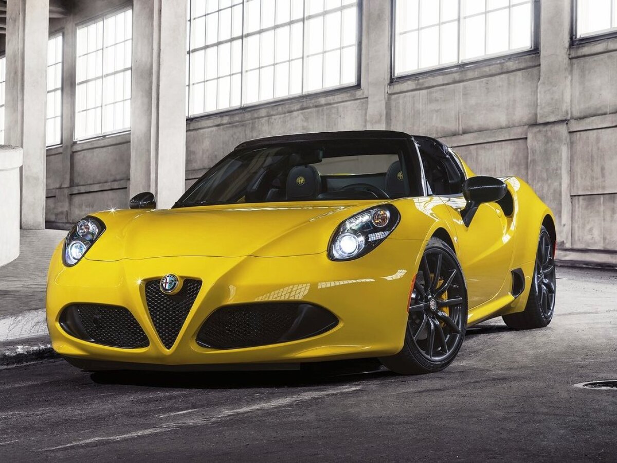 Alfa Romeo 4C Spider - 2015