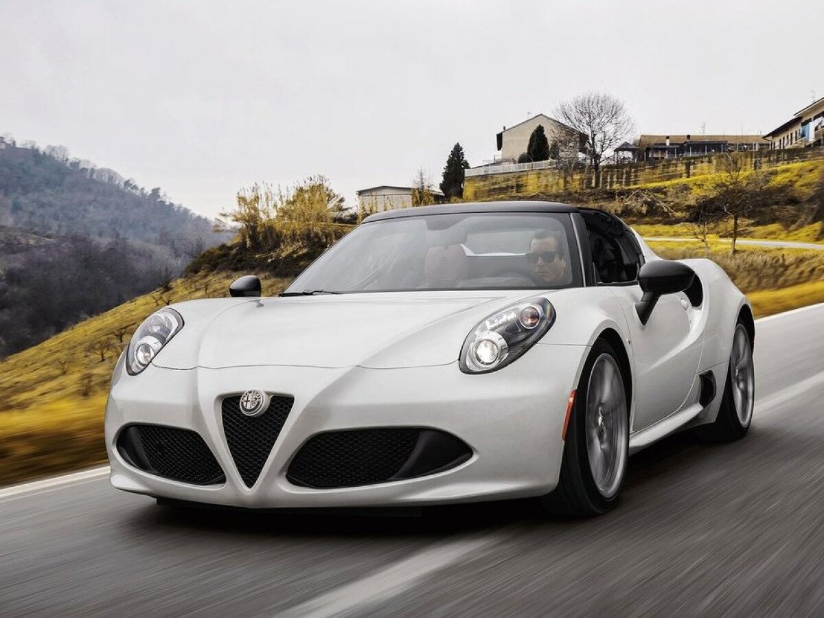 Alfa Romeo 4C Spider - 2015
