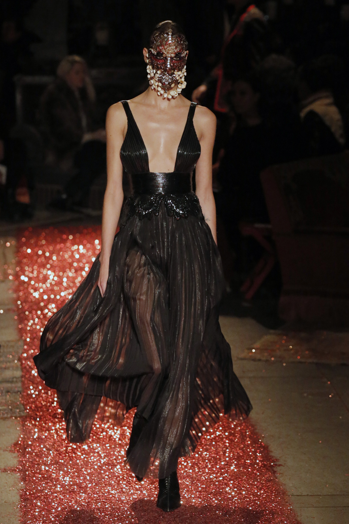 Givenchy - jeseň-zima 2015 - Paríž
