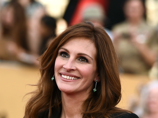 Julia Roberts
