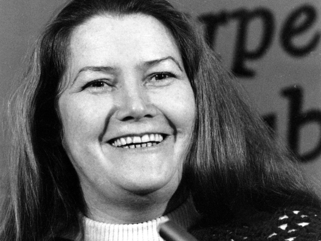 Colleen McCullough, spisovateľka