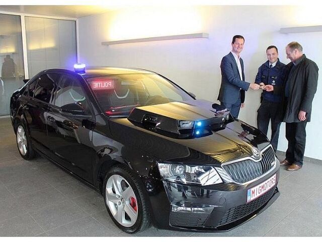 Škoda Octavia RS - polícia Belgicko